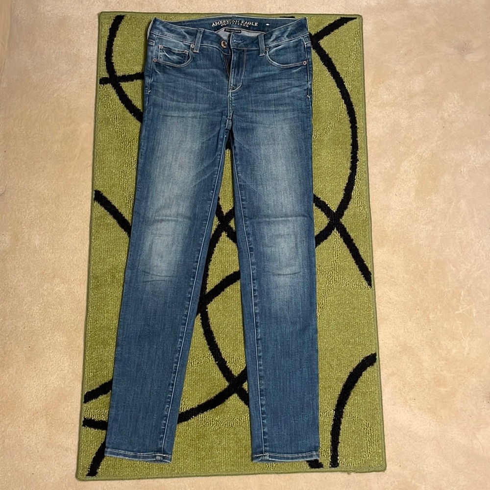American Eagle Skinny Jeans light wash
